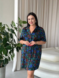 Шовкова нічна сорочка з квітковим принтом plus size