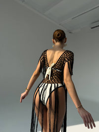 Чорна в'язана пляжна накидка-сітка з довгою бахромою