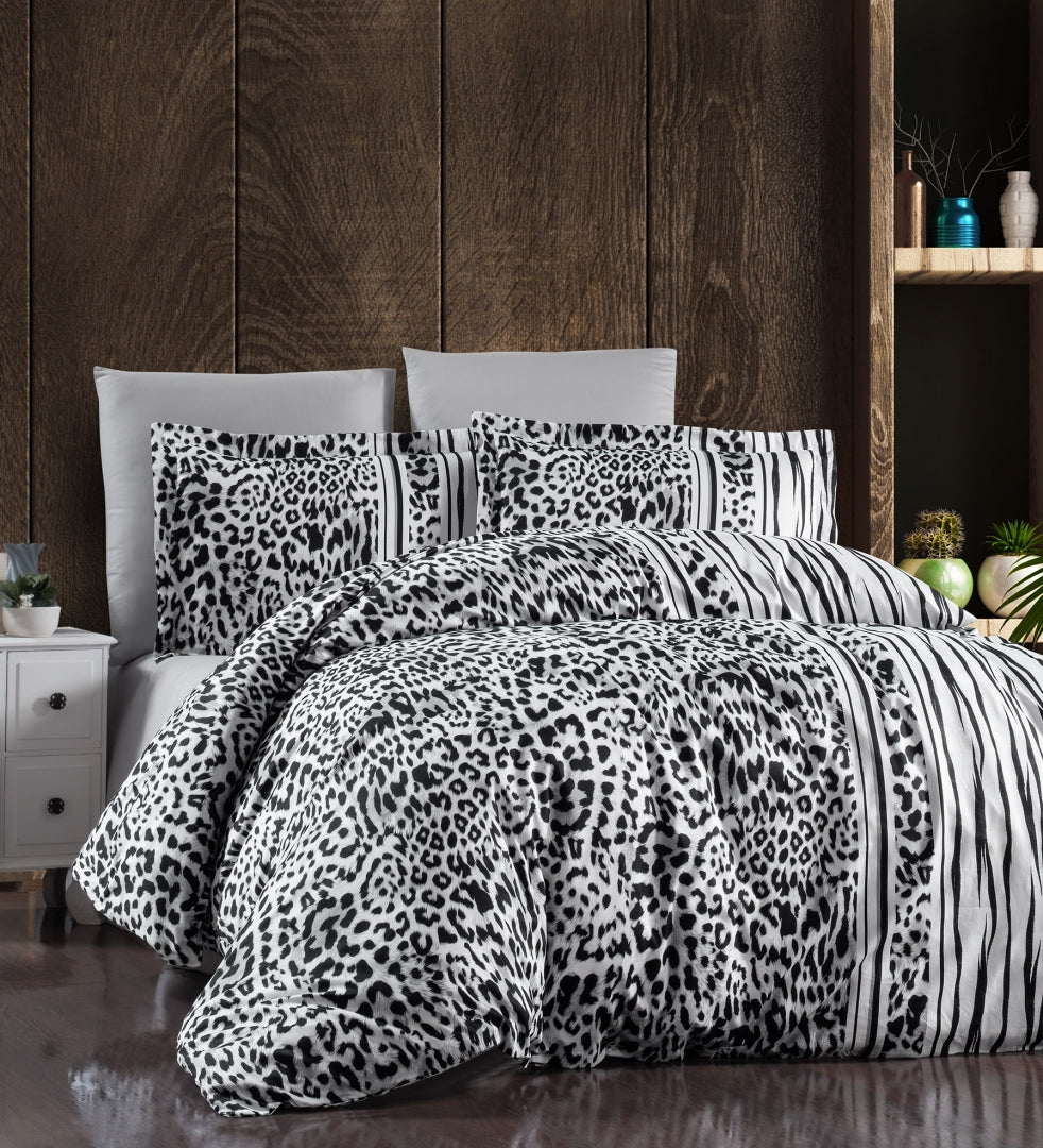Сатиновий сімейний комплект постільної білизни Leopard Black