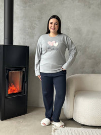 Жіноча піжама plus size з лонгслівом і штанами, сіра з сердечками