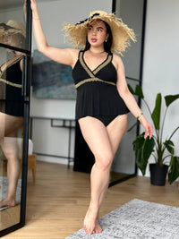 Чорний танкіні plus size з золотистим мереживом і високими трусиками