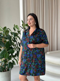 Шовкова нічна сорочка з квітковим принтом plus size