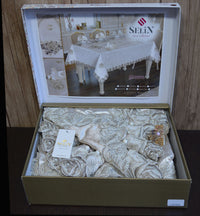 Велюрова скатертина з мереживом 160×300 см + 12 серветок